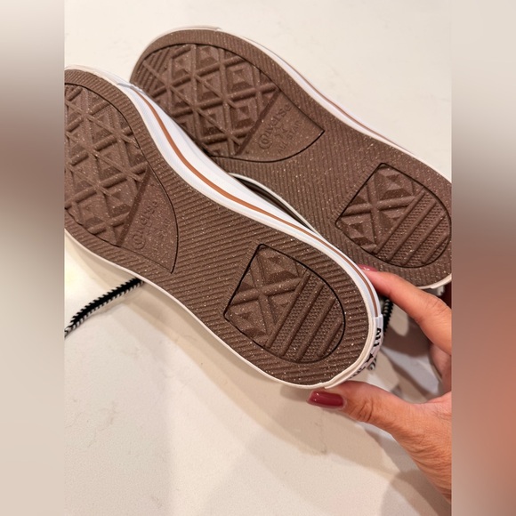 NWT Men’s Custom Converse Low Top - Leather (Size 11.5) - Picture 7 of 9